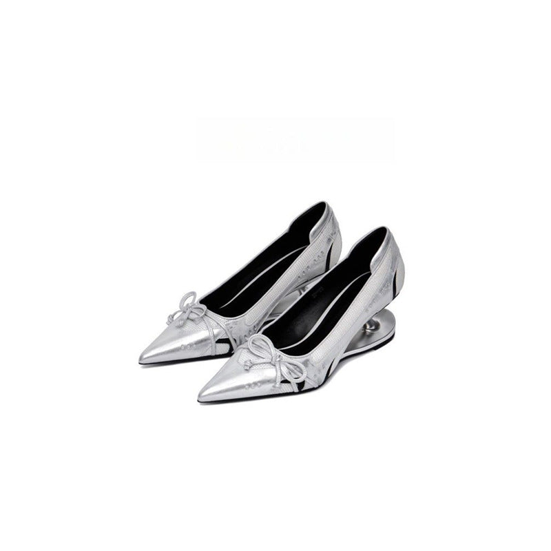 Damen elegante High Heel Ballerinas mit glänzender Oberfläche und Rüschendetail R&B