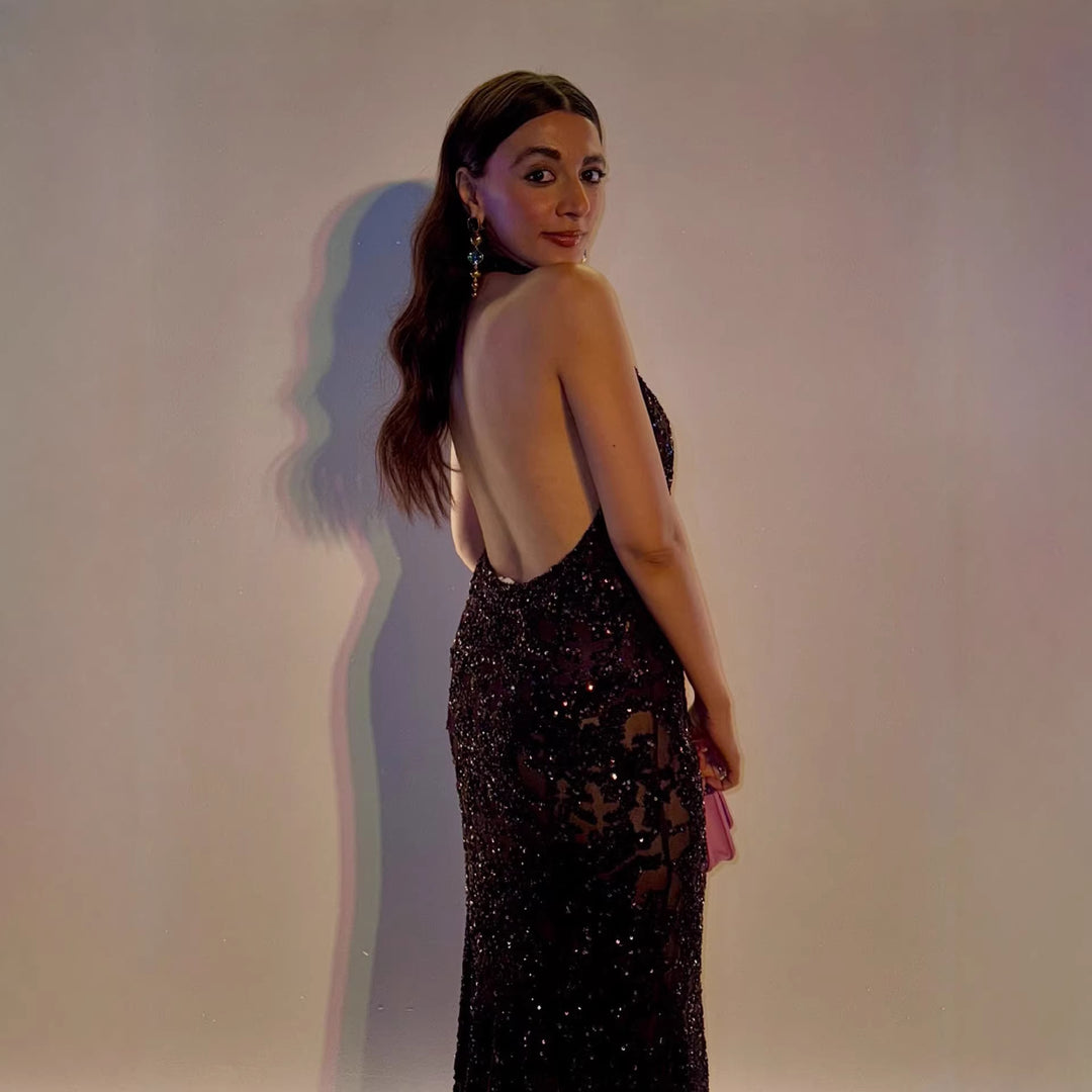 Damen Abendkleid mit schimmerndem Paillettenbesatz und stilvollem Halterdesign R&B