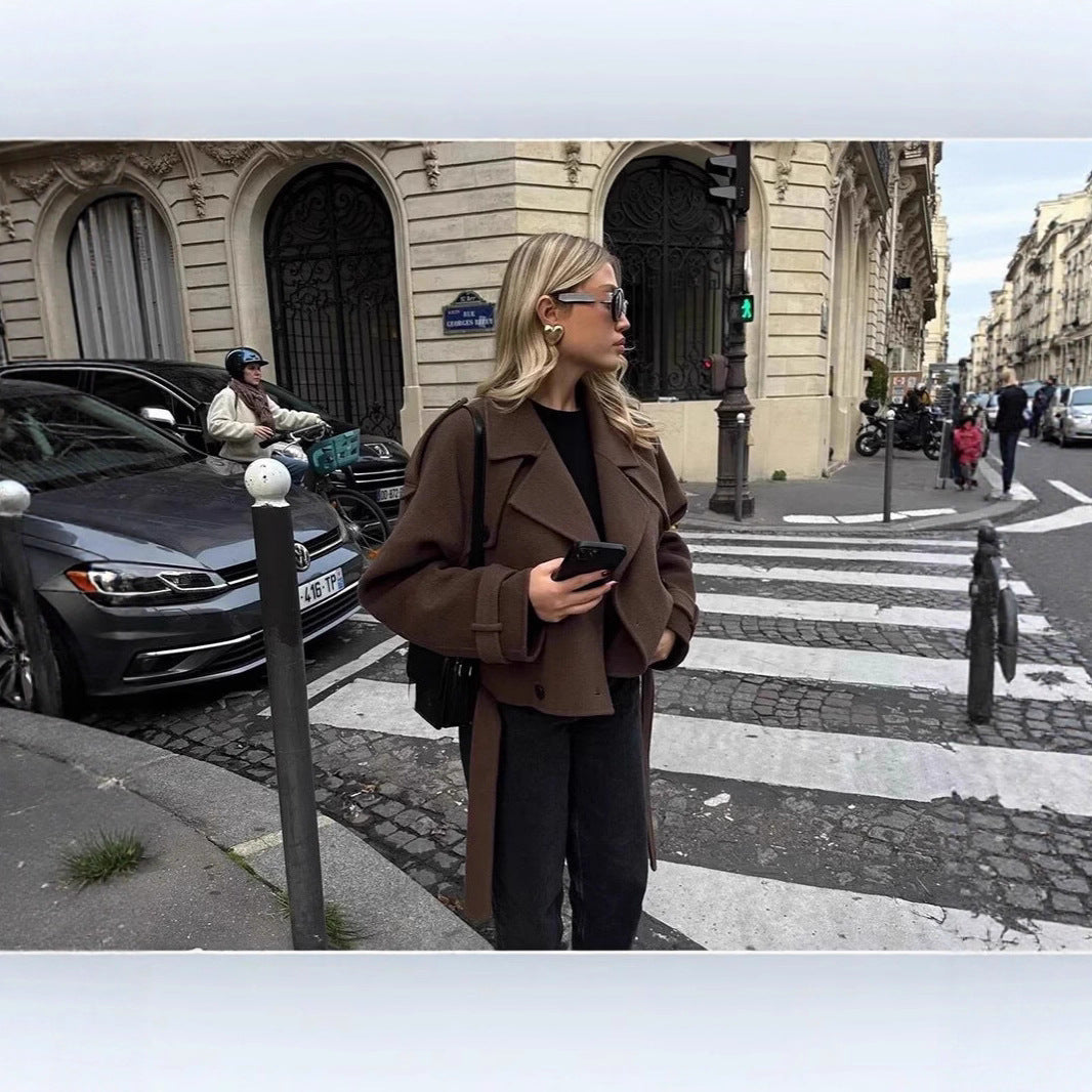 Damen elegante und vielseitige Wolljacke mit doppelter Knopfleiste und breitem Kragen R&B
