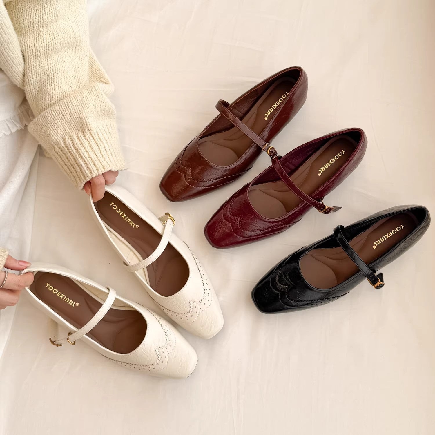 Damen elegante Ballerinas mit verstellbarem Riemen und feiner Brogue-Prägung R&B