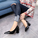 Damen Elegante High Heels mit blockiertem Absatz und modernem Acrylfinish R&B