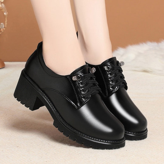 Damen Schnürschuhe mit komfortablem Blockabsatz und modischer Schnallenverzierung R&B