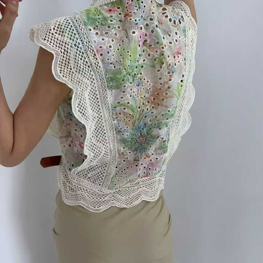 Damen elegante Bluse mit Cut-Out-Ärmeln und schickem Spitzenbesatz R&B