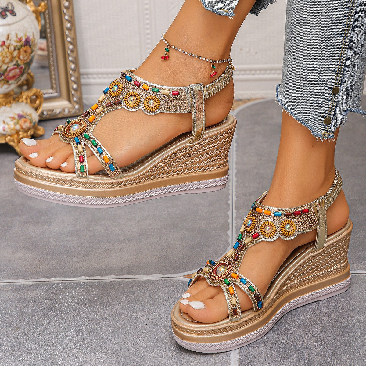 Damen Wedge-Sandalen mit buntem Schmuckdesign und komfortabler Sohle R&B