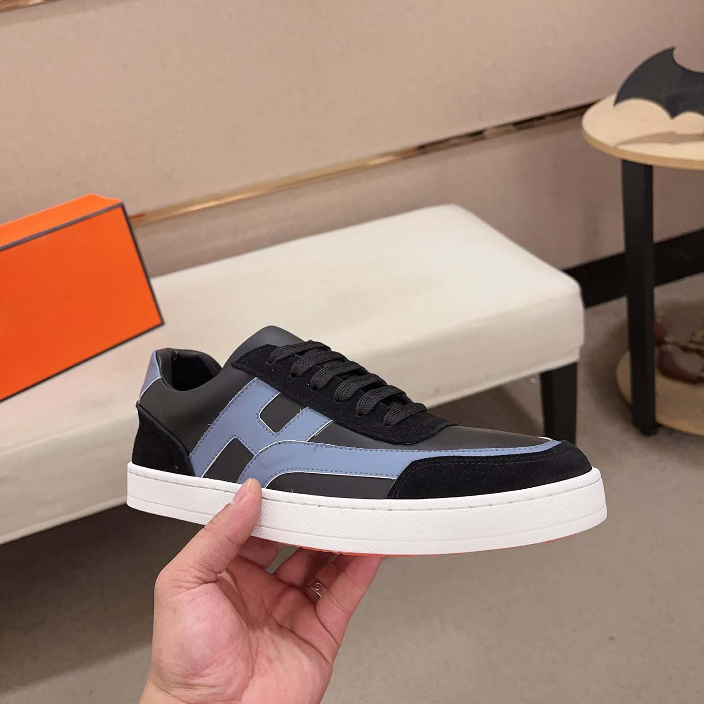 Damen Sneakers mit atmungsaktivem Obermaterial und robustem Profil R&B