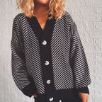 Damen Strickjacke mit modernem Zickzackmuster und kuscheligem Material R&B