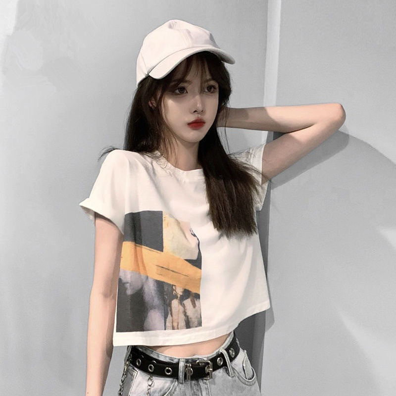 Damen Crop-T-Shirt mit kreativem Grafikdruck