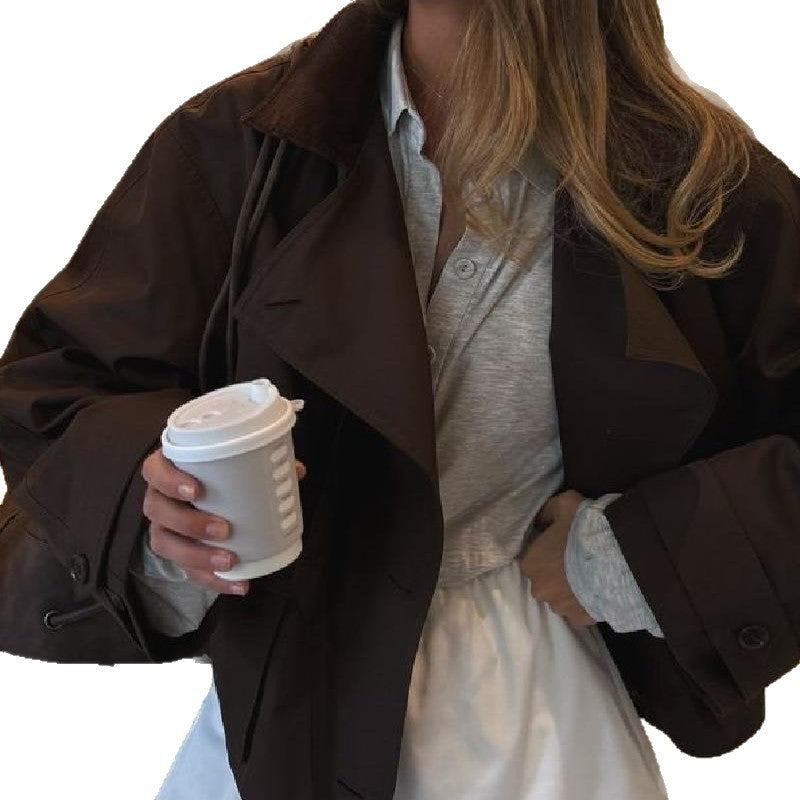 Damen Kurze Jacke mit lässigem Schnitt und großen Taschen R&B
