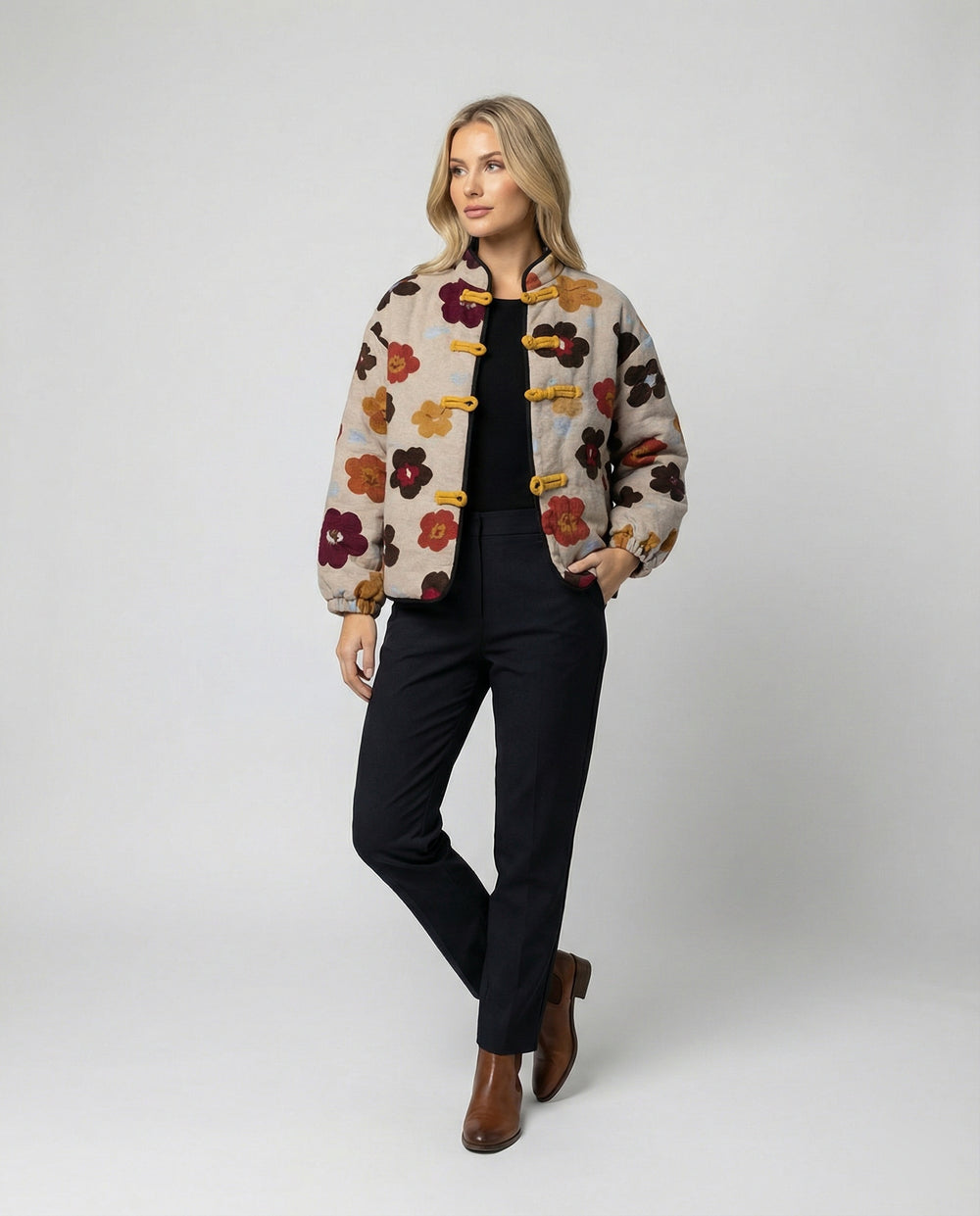 Damen kurze Blumenbouclé-Jacke mit Knebelverschluss und Ballonärmeln R&B