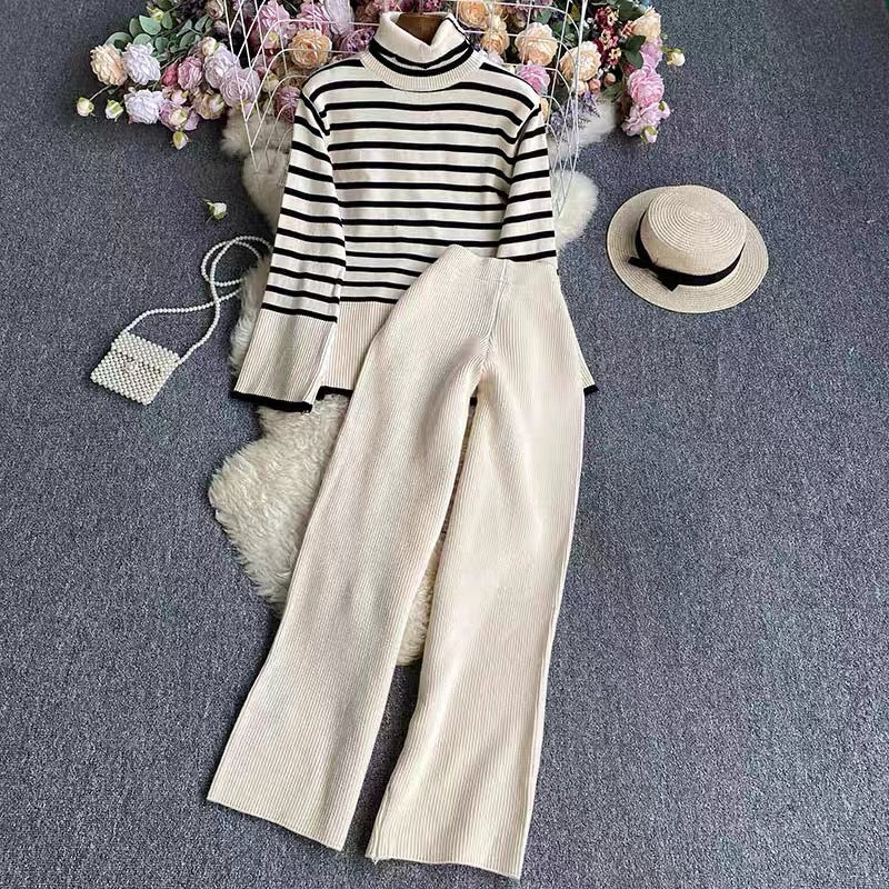 Damen elegantes gestreiftes Strickensemble mit hohem Kragen und weitem Bein R&B