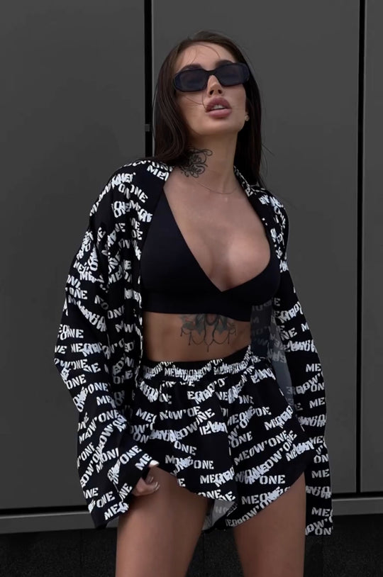 Damen stylishes Set aus leichtem Überwurf und Shorts mit Schriftzug R&B