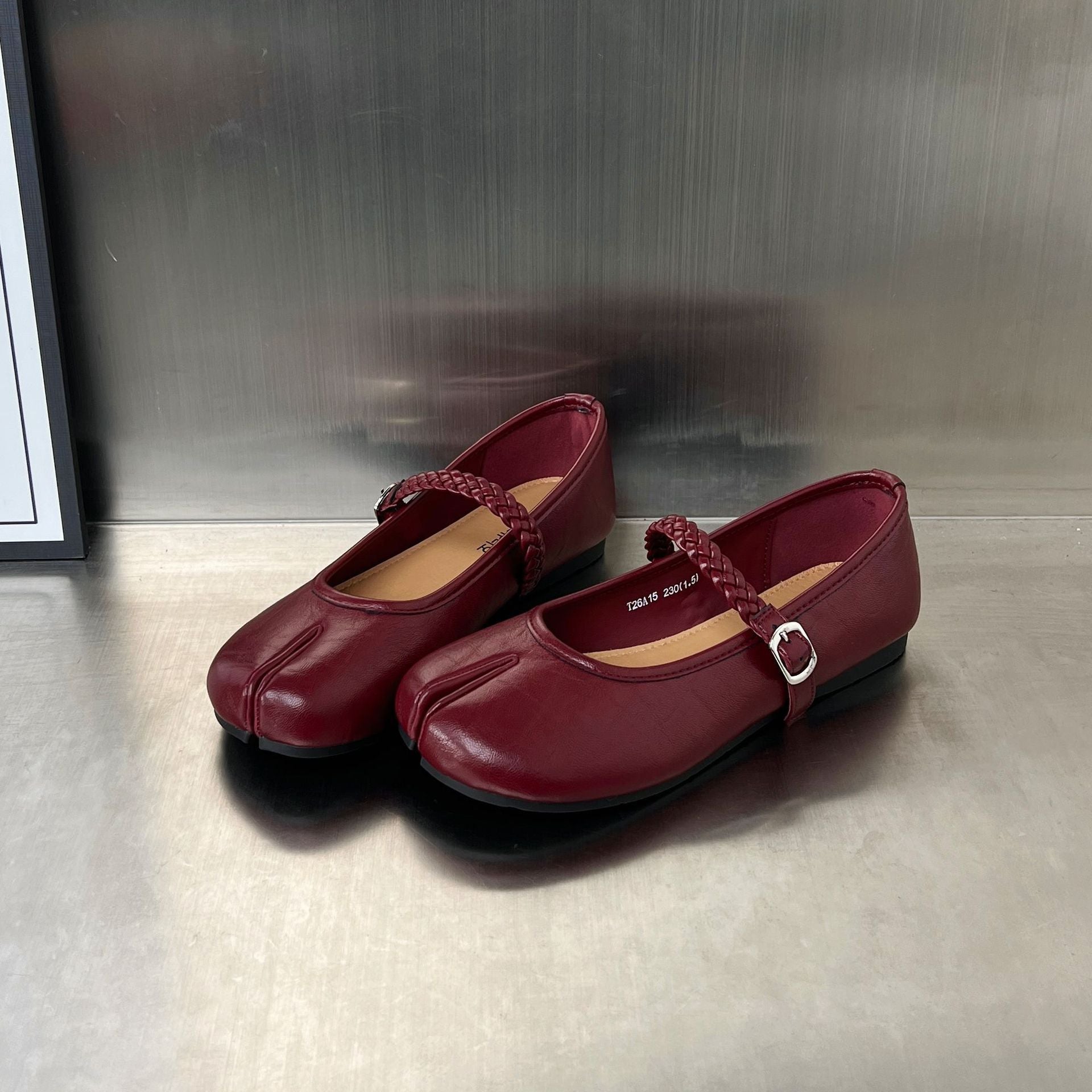 Damen Ballerinas mit geflochtenem Riemen und weichem Innenfutter R&B