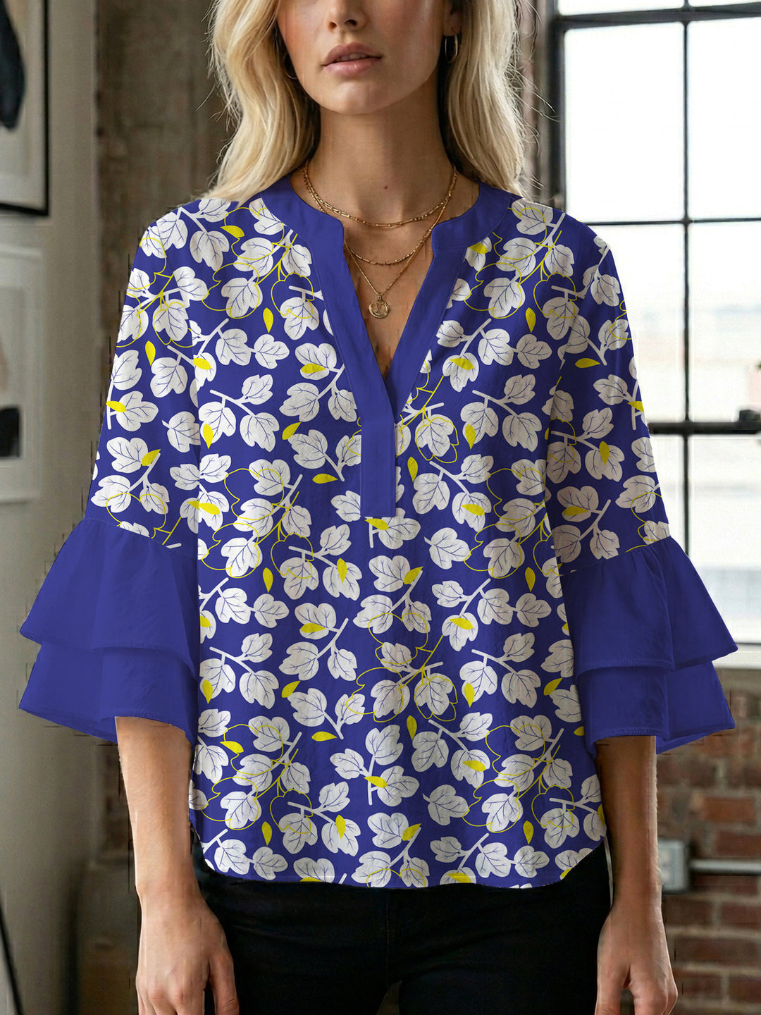 Damen Bluse mit voluminösen Ärmeln und floralem Design R&B
