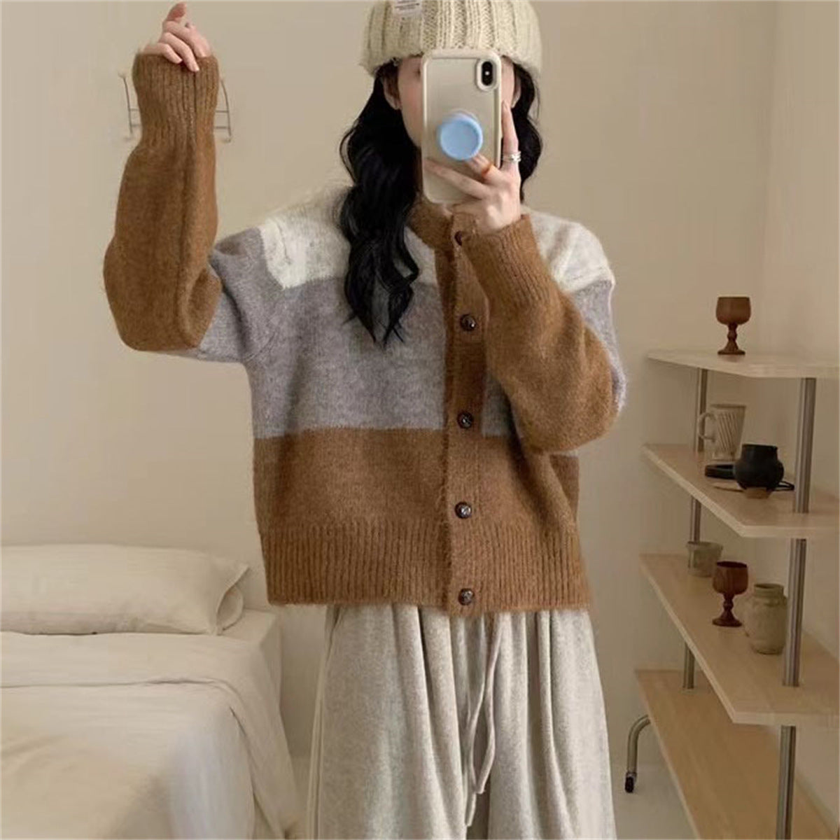 Damen Gemusterte Strickjacke mit Knopfleiste und überschnittenen Schultern