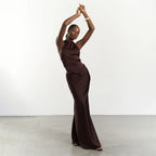 Damen Elegantes Maxikleid mit schulterfreiem Design und seidigem Finish R&B