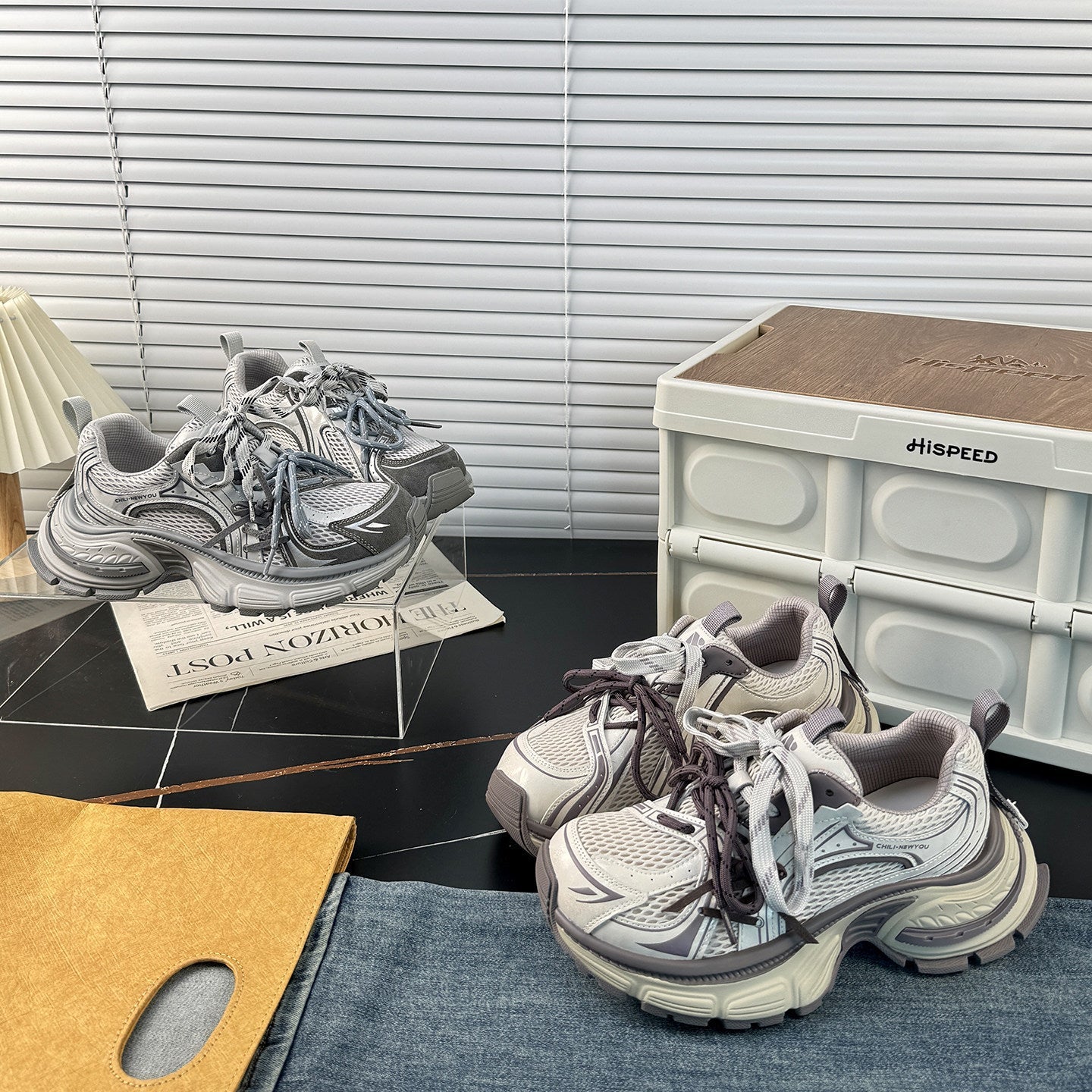 Damen Sportliche Laufschuhe mit atmungsaktiver Mesh-Oberfläche und dämpfender Sohle R&B