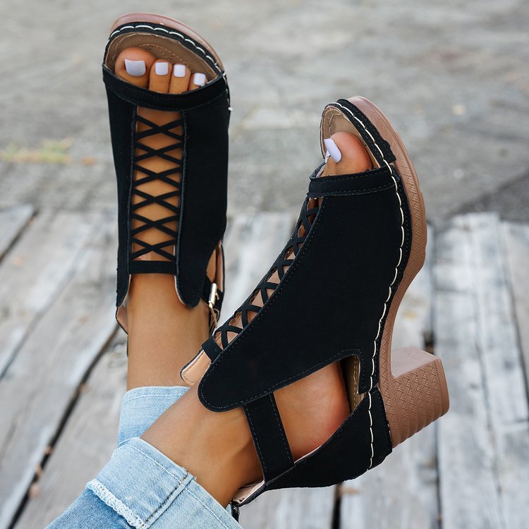 Damen offene Sandaletten mit raffiniertem Riemendesign und komfortablem Blockabsatz R&B