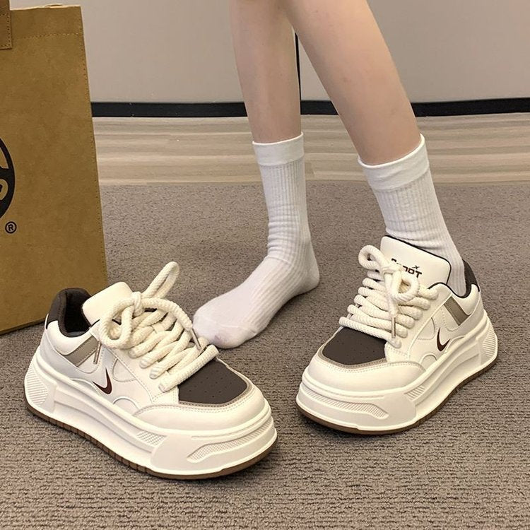 Damen trendige Sneakers mit sportlichem Design und dämpfender Sohle R&B