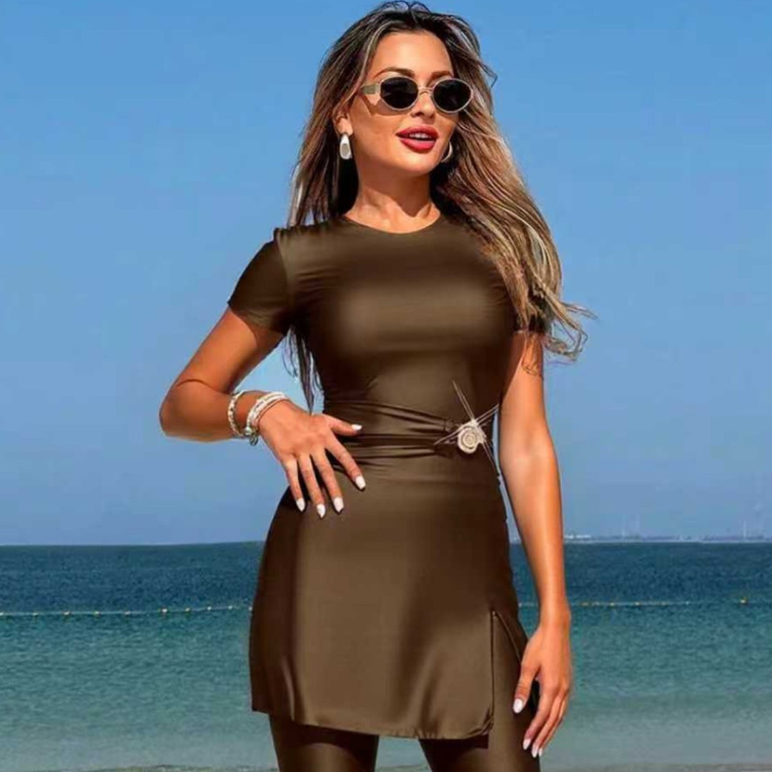 Damen Stylish Sportanzug mit Short und Wickeloptik R&B
