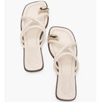 Damen Zehentrenner-Sandalen mit elegantem Riemendesign und goldfarbenem Akzent R&B