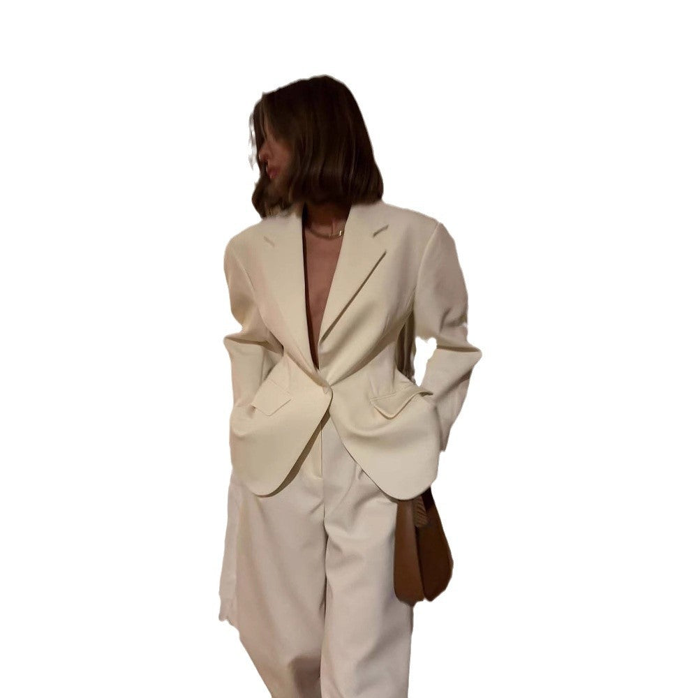 Damen eleganter Blazeranzug mit tailliertem Schnitt und praktischen Taschen R&B