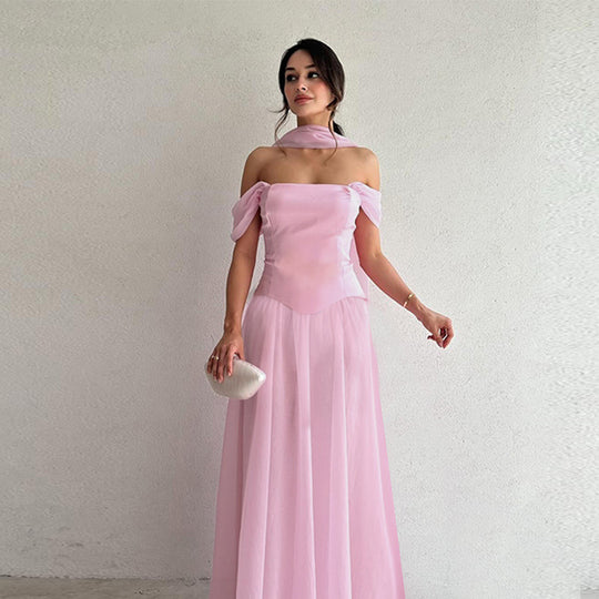 Damen Abendkleid mit schulterfreiem Design und eleganten Rüschen akzenten R&B