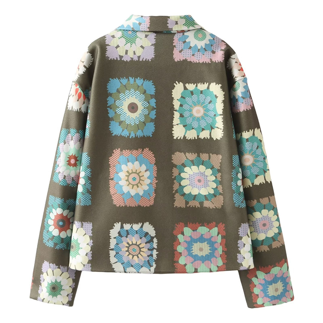Damen Bunte Blumenjacke mit praktischen Taschen und Knopfdetails R&B