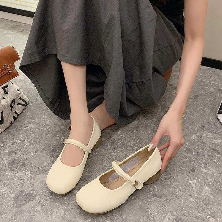 Damen Ballerina-Schuhe mit verstellbarem Riemchen und komfortablem Fußbett R&B