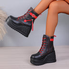 Damen Wedge-Stiefeletten mit hohem Plateau und modischen Details R&B