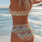 Damen Bandeau-Bikini mit hoch taillierten Höschen und lR&Bhaftem Paisleymuster R&B