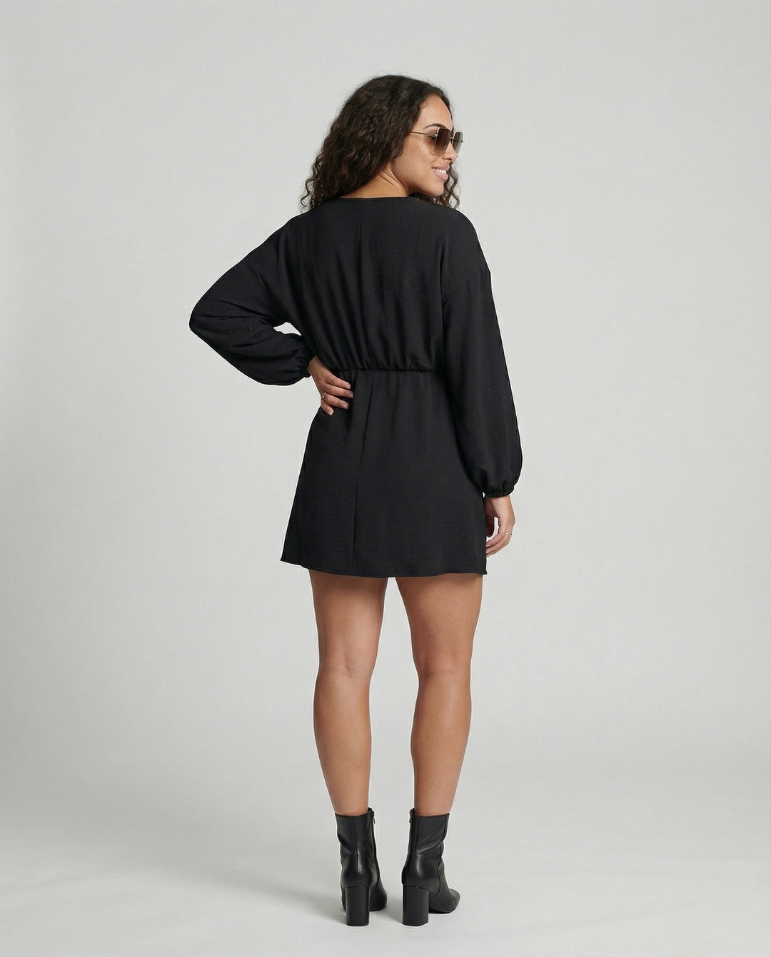 Damen sommerliche Kimono-Jacke mit lockerem Schnitt und dezenten Rüschendetails R&B