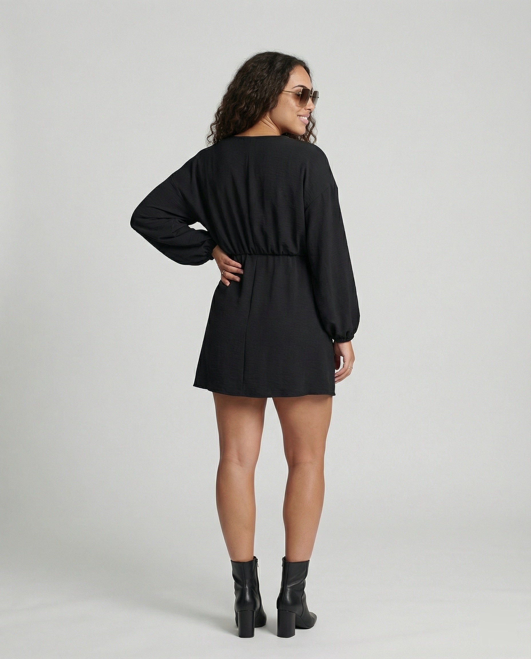 Damen sommerliche Kimono-Jacke mit lockerem Schnitt und dezenten Rüschendetails R&B