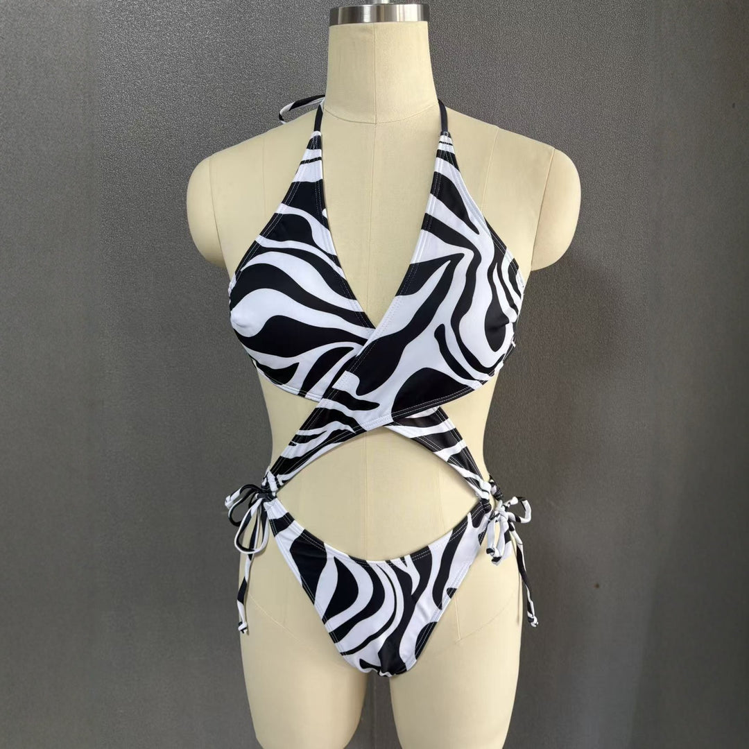 Damen Triangel-Bikini mit raffiniertem Schnitt R&B