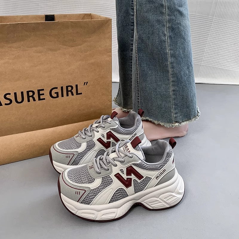 Damen Sportliche Sneakers mit innovativem Dämpfungssystem und atmungsaktiven Mesh-Einsätzen R&B