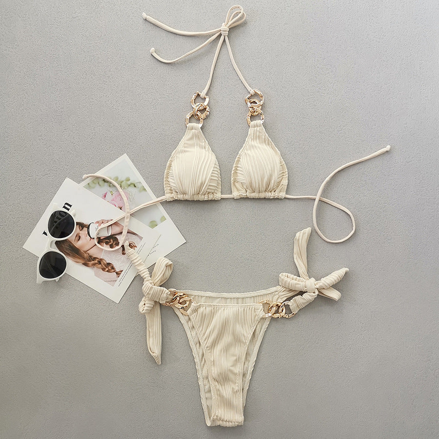 Damen Triangel-Bikini mit dekorativen Kettenakzenten