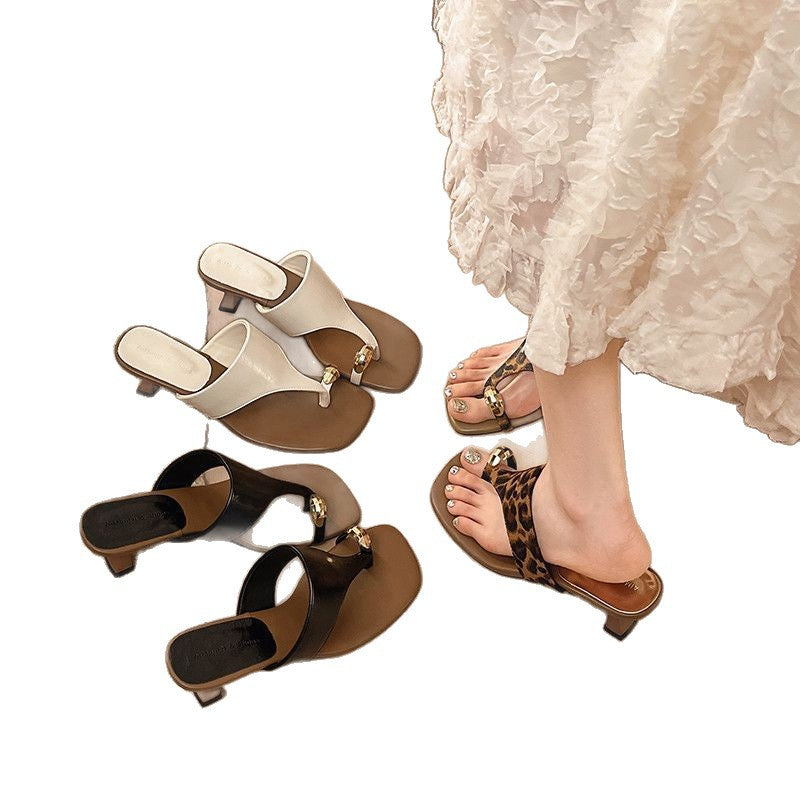 Damen elegante Riemchen-Sandalen mit Absatz und modischem Design R&B
