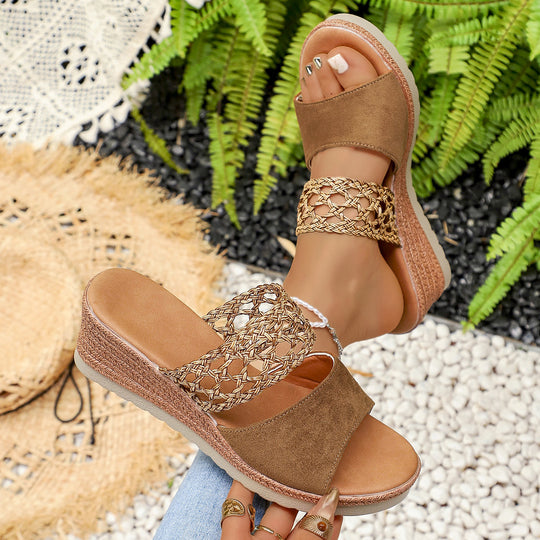 Damen Riemensandalen mit geflochtenem Obermaterial und bequemem Blockabsatz R&B