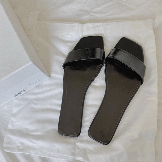Damen Flache Slipper mit breitem Riemen und elegantem Design R&B