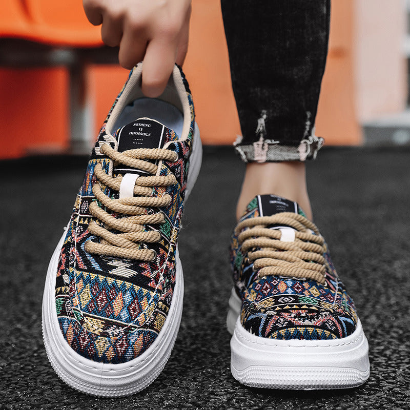 Damen modische Sneaker mit buntem Ethno-Muster und gepolsterter Sohle R&B