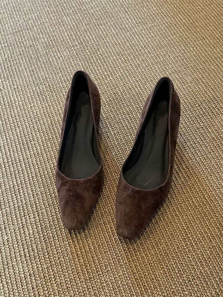 Damen edel wirkende Flachschuhe aus Wildleder mit modischer Spitze R&B