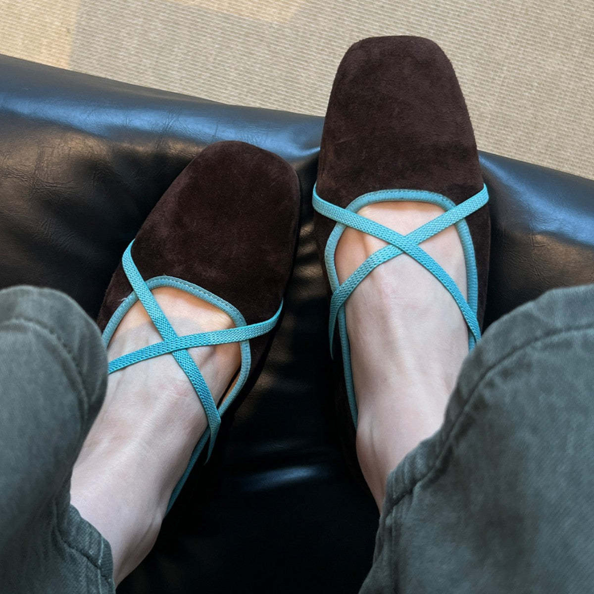 Damen elegante Ballerinas mit gekreuztem Riemchen-Design R&B