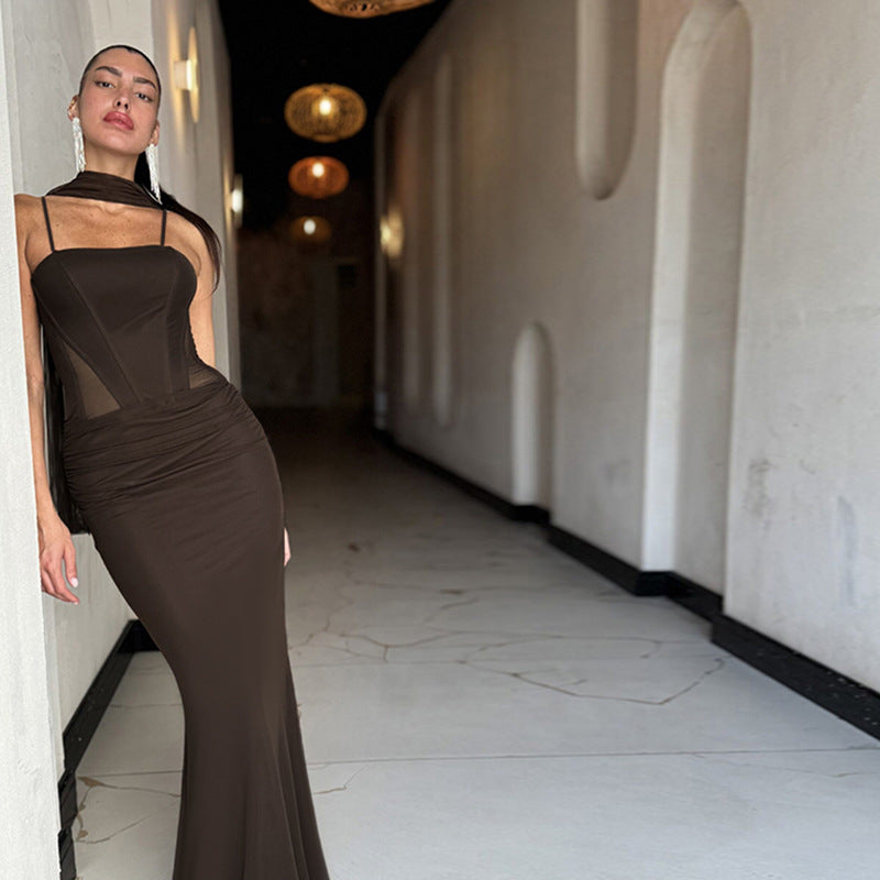 Damen Elegantes Abendkleid mit raffinierten Cut-Out-Details und figurformendem Design R&B