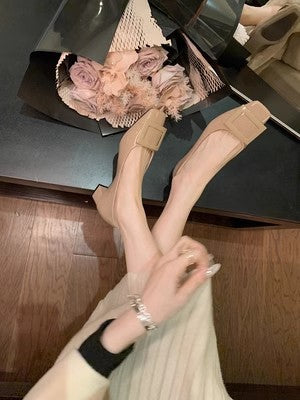 Damen Elegante Plateau-Pumps mit glänzender Lack-Oberfläche und Schmuckakzent R&B