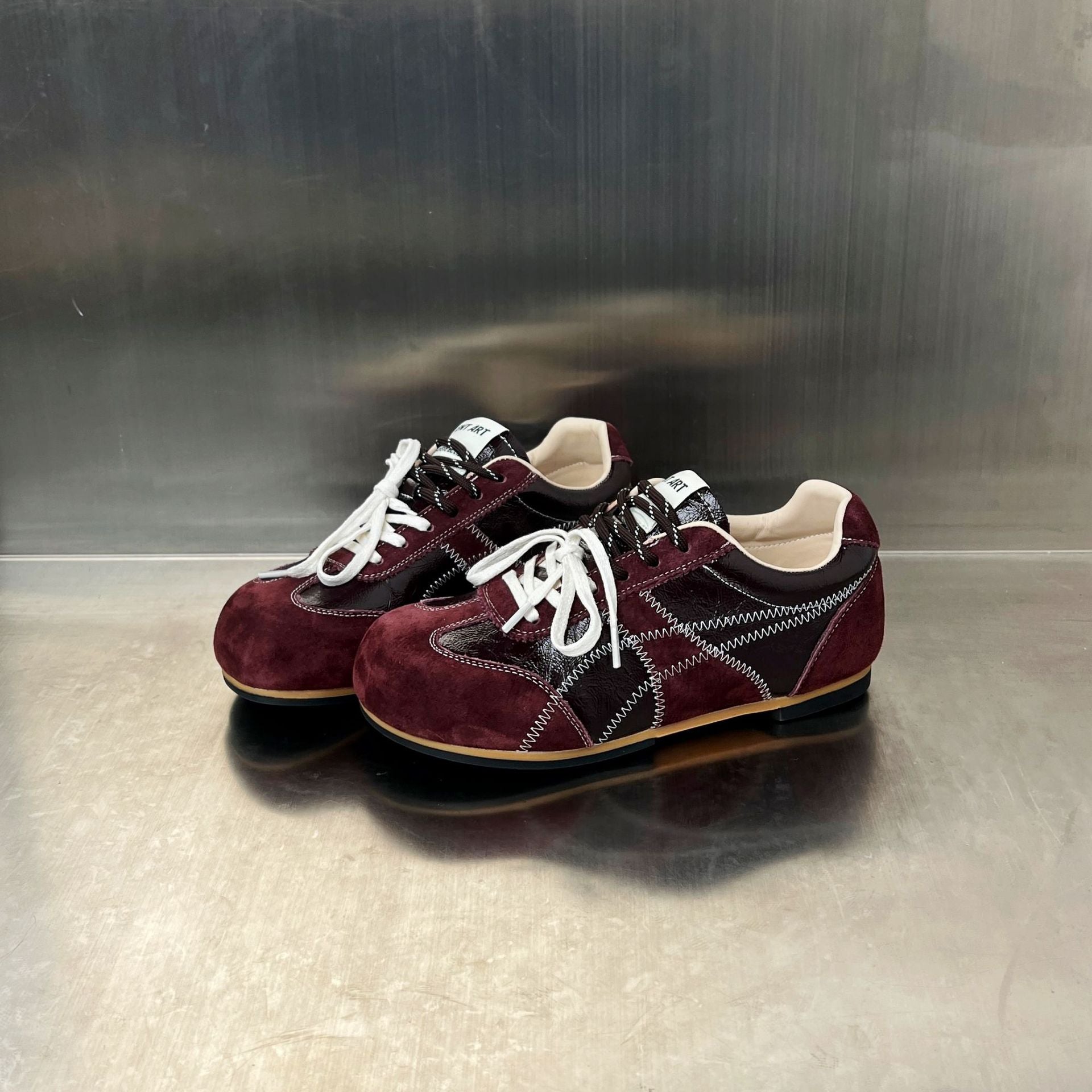 Damen Sportive Sneakers mit atmungsaktiver Multimaterial-Oberfläche R&B