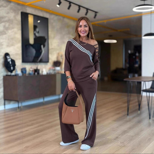 Damen Lässiger Freizeitanzug mit Streifendetails und weichem Material R&B