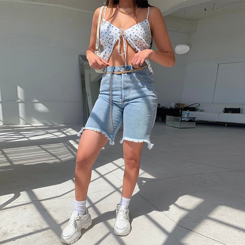 Damen Denim-Shorts im modernen High-Waist Schnitt mit fransigen Säumen R&B