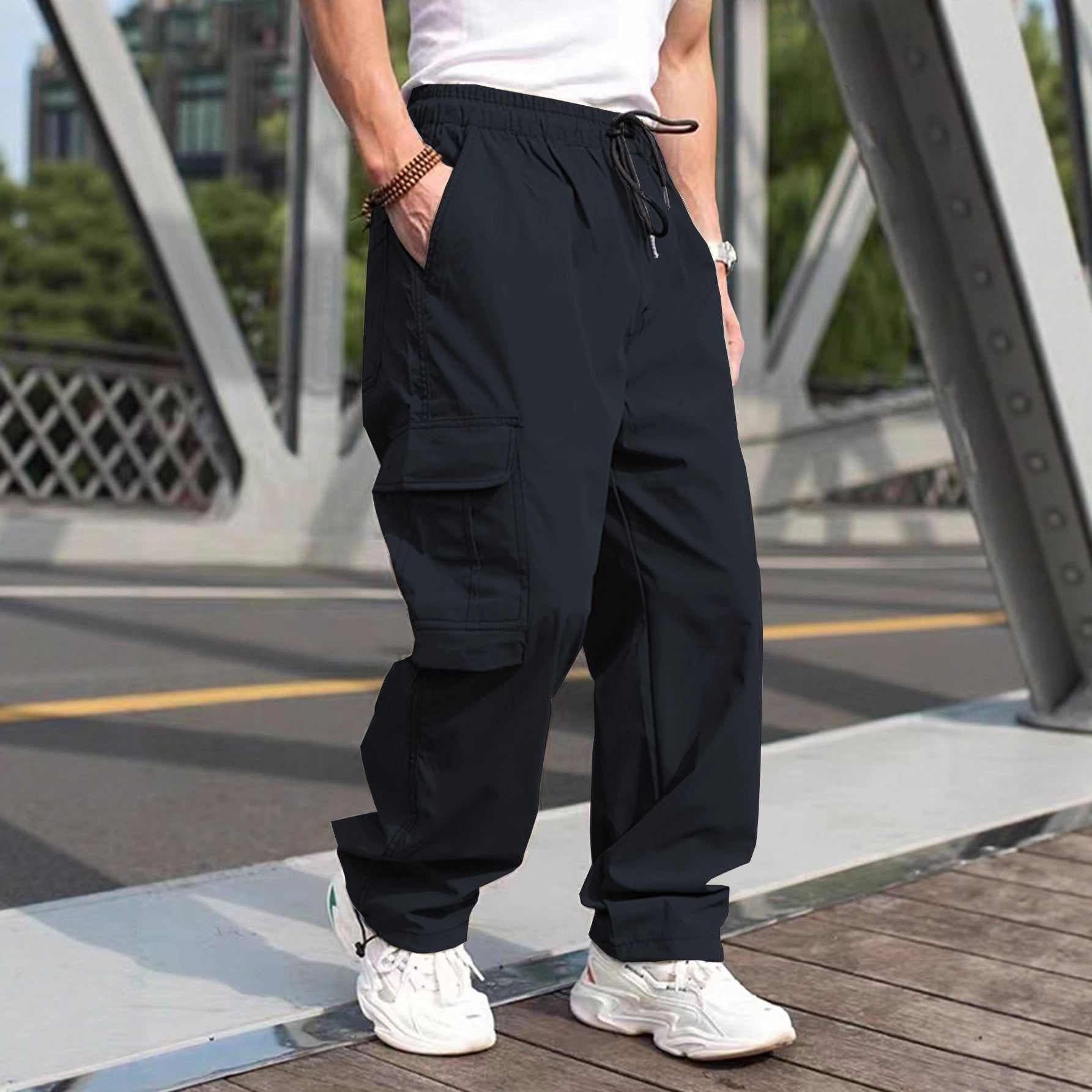 Herren moderne Cargohose mit elastischem Bund und multifunktionalen Taschen R&B