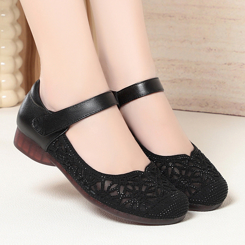 Damen Elegante Ballerinas mit filigranem Blumenmuster und verstellbarem Riemen R&B