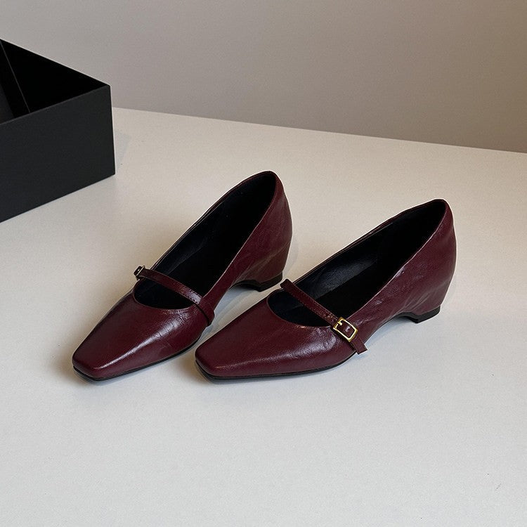 Damen elegante Pumps mit modischem Riemchen und komfortablem Blockabsatz R&B