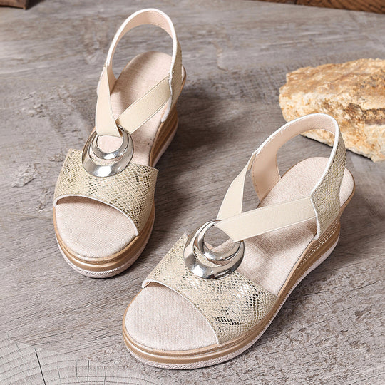 Damen modische Plateau-Sandalen mit stylishem Verschluss R&B